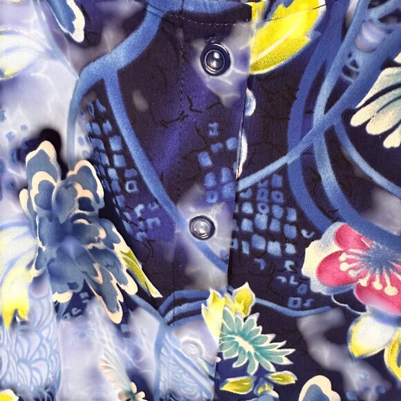 Womens Size XL Floral Patterned Womens Blouse Short Sleeve Button-Up - Picture 8 of 14